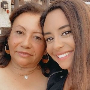 Meet your Posher, Paula